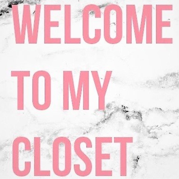 Welcome To My Closet - Picture 1 of 1